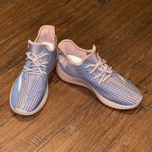 🩷On Hold!🩷 These fit like a 10!!! Women's Blue Sneakers (BRAND NEW!) - Picture 1 of 8